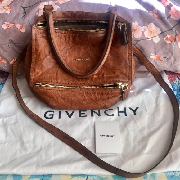 SOLD Authentic Givenchy Pandora Pepe Leather Small - Picture 1 of 8